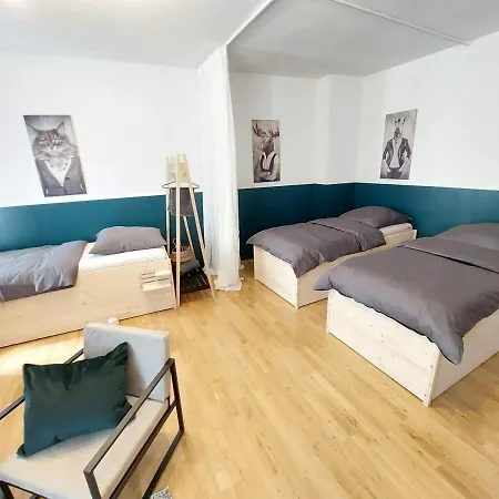 Viel Platz Fuer Gruppen Inkl. Waschmaschine, Hochstuhl Und Playstation Mitten In Der Altstadt Daire *