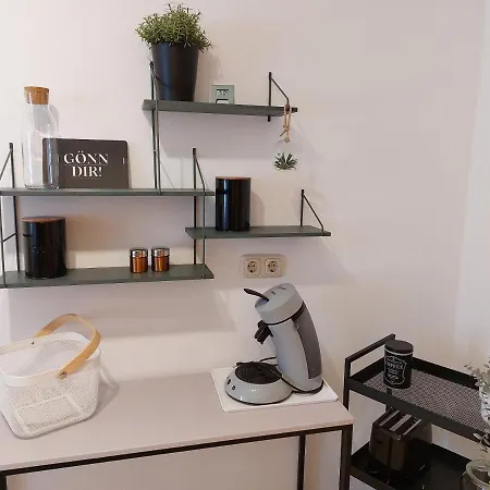 Viel Platz Fuer Gruppen Inkl. Waschmaschine, Hochstuhl Und Playstation Mitten In Der Altstadt *