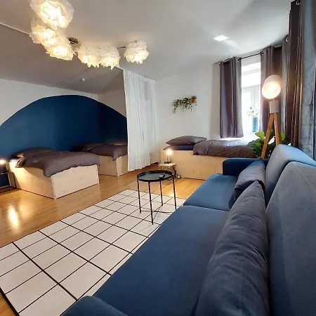 Apartment Viel Platz Fuer Gruppen Inkl. Waschmaschine, Hochstuhl Und Playstation Mitten In Der Altstadt *