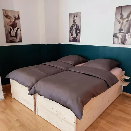 Apartment Viel Platz Fuer Gruppen Inkl. Waschmaschine, Hochstuhl Und Playstation Mitten In Der Altstadt *